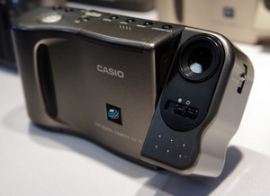 Casio_QV-10_CP+_2011small.jpg