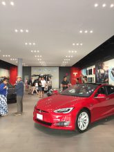 img_4658s_tesla-shop