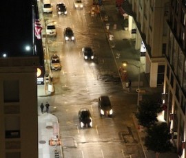 道行く人も、ごくわずか