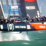 最終レース:追うアメリカが逆転優勝