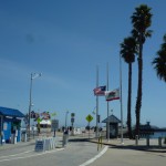 埠頭の入口。この先には市営駐車場も