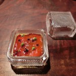 一品目は、焼き赤ピーマンとバターミルクのクリーム