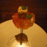 ピリ辛ソーセージとバジル風味の牛乳豆腐