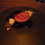 鴨とくるみはコニャックのソースで