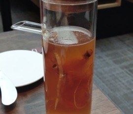 なぞの液体が登場