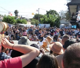 躍動感あふれる演奏です