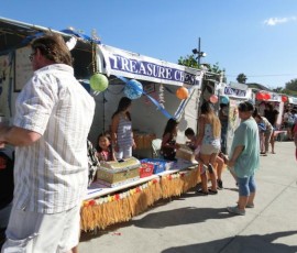 こちらはゲームの屋台です