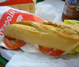 20.アテネ空港のギオット