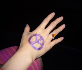 リーシャが押してくれた「ピース」スタンプ