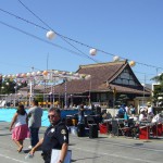 お寺「別院」と盆踊りの舞台