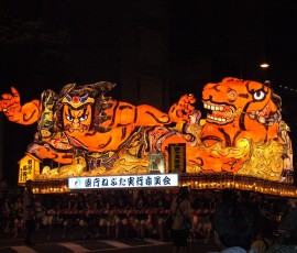 県庁も堂々参加。名付けて「項羽の馬投げ」