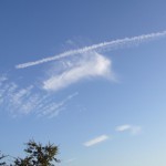 9月に入るとユニークな雲。ペンの試し描きみたい