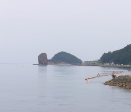 裸島と呼ばれる小さな島