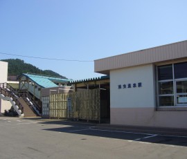 青森を発つ朝。JR浅虫温泉駅