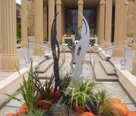 イラン系の名前です