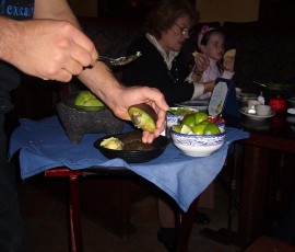 この日の夕食は、正統派メキシカン