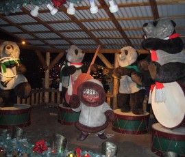 熊さんも音楽を奏でます