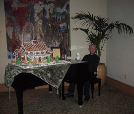 レストランのピアノの上にもお菓子の家