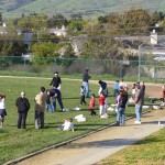 子供たちも負けずにティーボールの練習