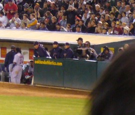 微動だにしない松坂