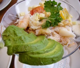 冬の味覚ダンジェネスクラブ(カニ)のカクテル