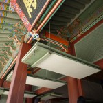 夏は窓を開け放ち風通しよく暮らす