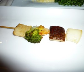 えびと貝柱の串焼き