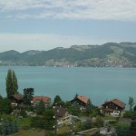 スイスらしい湖の色