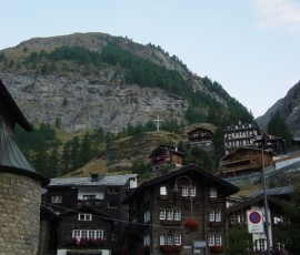 スイスといえば、シャレー風の造り