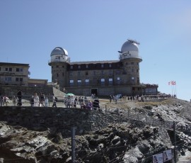 終点のゴルナーグラートにはホテルもあります