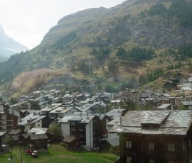 ツェルマットに降りてきました