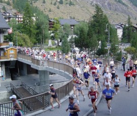雨上がりの翌朝は、みんなで元気にマラソン!