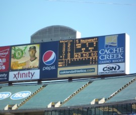 3回裏のAsの攻撃では、日本人の子がアナウンス。クーズマノフって難しい!