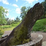 「傾いた樫の木」は200年を超える老木