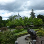 倒れた今も圧倒的な存在感