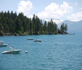 いよいよ湖に漕ぎ出します