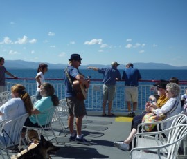 帰路はお兄さんのジョン・デンバー風セレナード