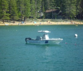 ネヴァダ州の野生生物局のボート