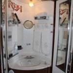 開けてみると、洗面所!