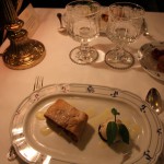 デザートはウィーン名物のアップフェル・シュトゥルーデル。アップルパイみたい