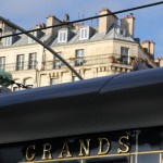 間もなくパリに到着