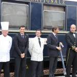 スタッフが整列してお見送り。どうもお世話になりました