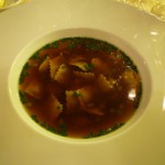 子牛のラビオリスープ