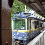 江ノ電は、鎌倉と藤沢を結びます