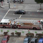 後部にはフットボール49ersの旗も